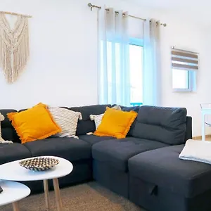 Apartment, 10 Mins Walk To Albufeira
